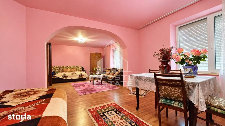 Casă cu 4 camere cu Teren 1260 Mp în Buteni