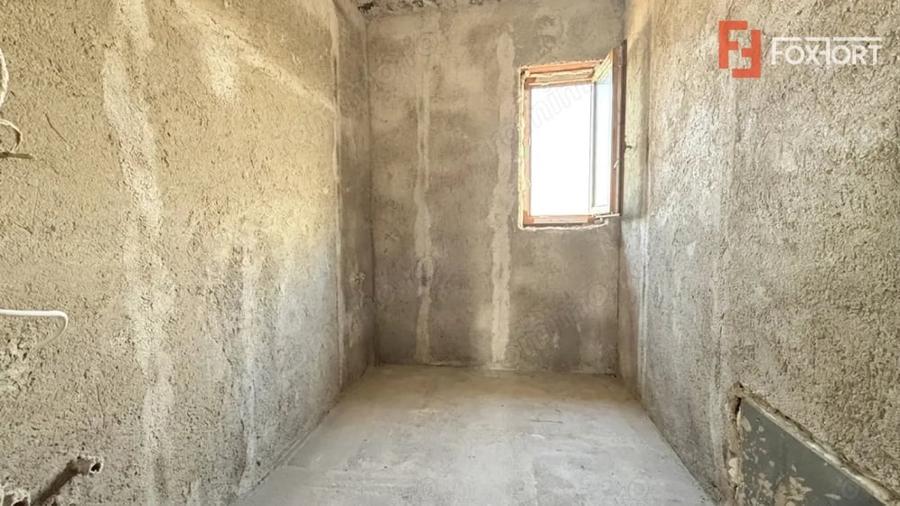 Casă cu 4 camere cu Teren 307 Mp în Ghiroda