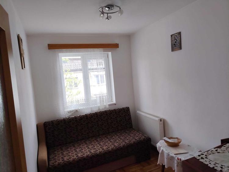 Apartament cu 3 camere semidecomandat în Fălticeni