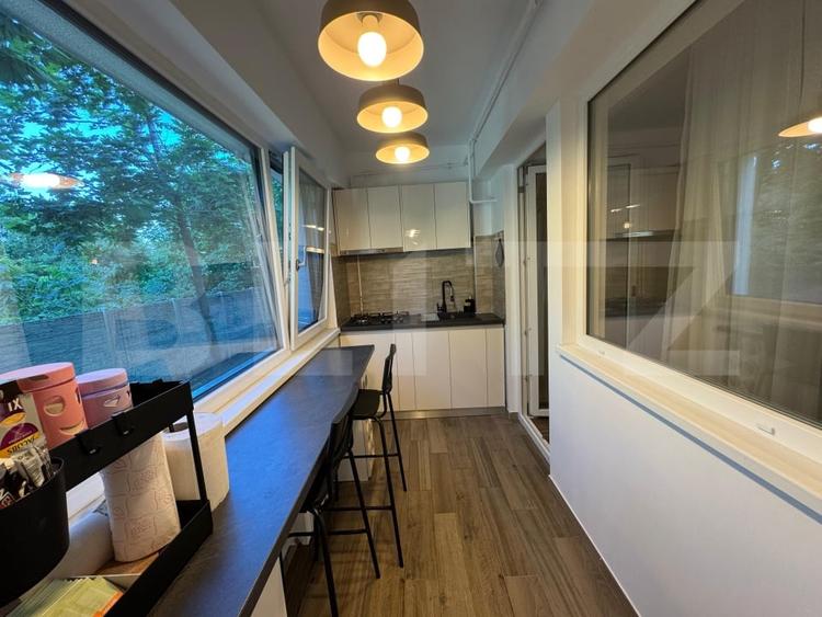 Apartament cu 3 camere decomandat, mobilat în Lăpuș Argeș