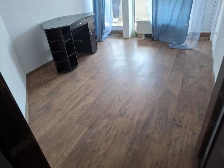 Apartament cu 3 camere nedecomandat în UTA