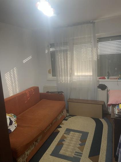 Apartament cu 2 camere decomandat în Exterior Vest