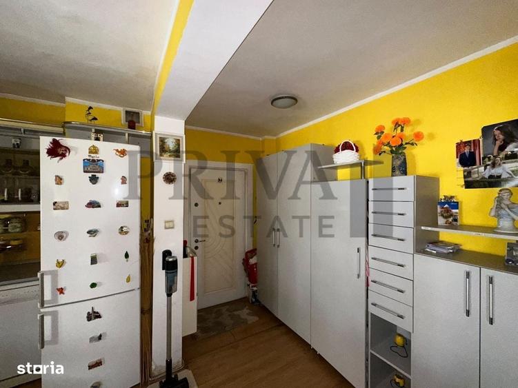 Apartament cu 4 camere decomandat în Simion Bărnuțiu