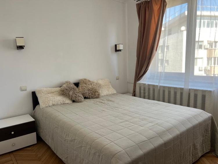 Apartament cu 2 camere semidecomandat, mobilat în Cișmigiu