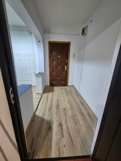 Apartament cu 2 camere semidecomandat în Narcisa