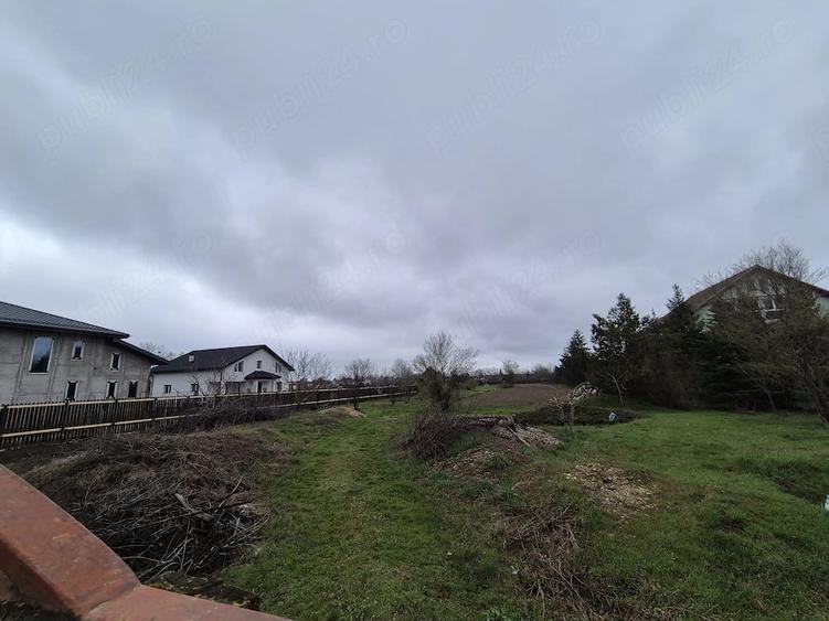 Teren de 550 mp, în Gulia