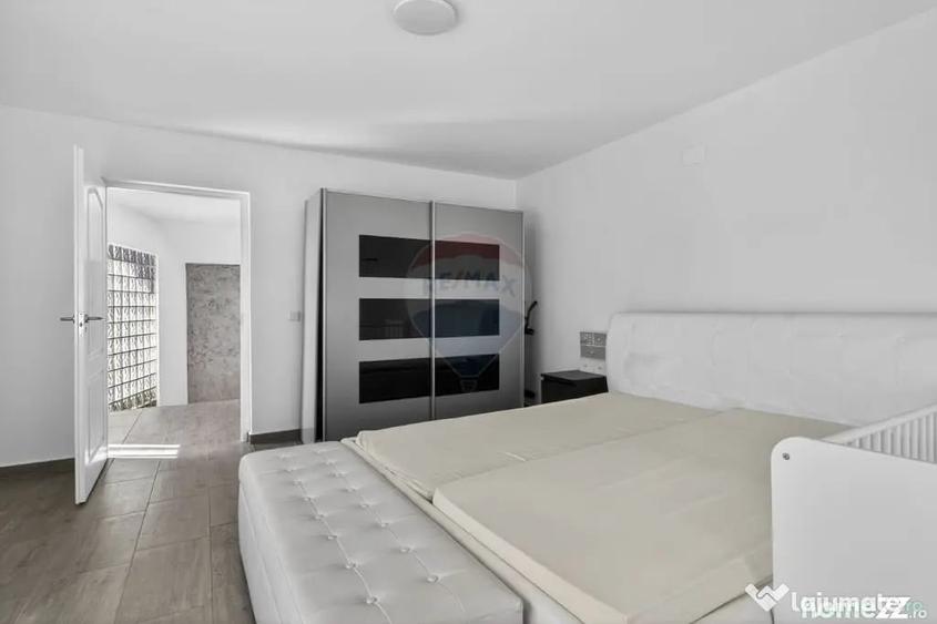 Casă cu 9 camere cu Teren 600 Mp în Fântânele
