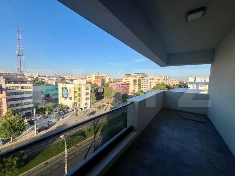 Apartament cu 2 camere semidecomandat în George Enescu