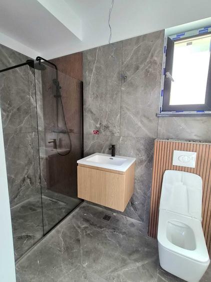 Casă cu 4 camere în Trivale