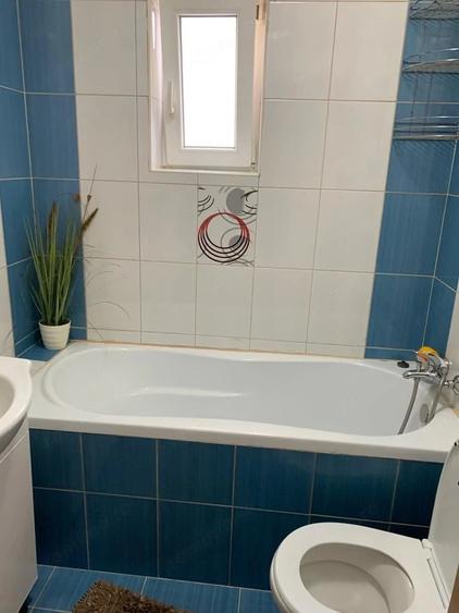 Apartament cu 3 camere decomandat în Dumbrăvița