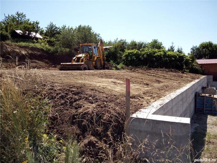 Teren de 3000 mp, în Central