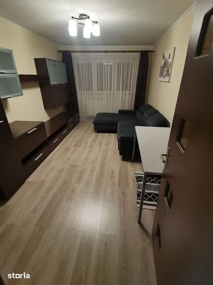 De inchiriat apartament cu 2 camere, decomandat Centrul ora?ului - 1