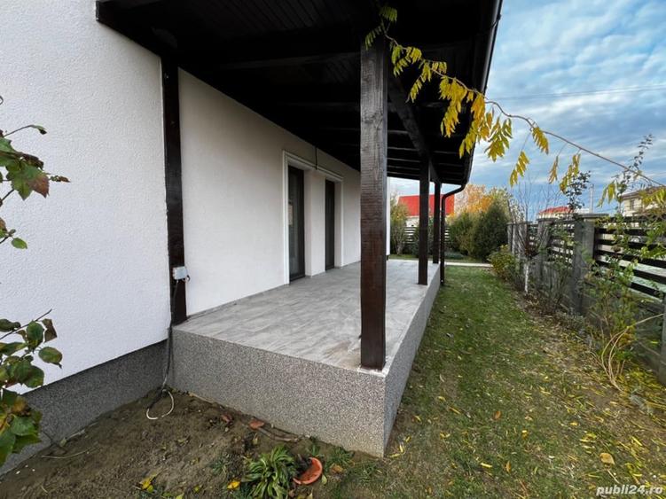 Casă cu 6 camere cu Teren 808 Mp în Moșnița Nouă