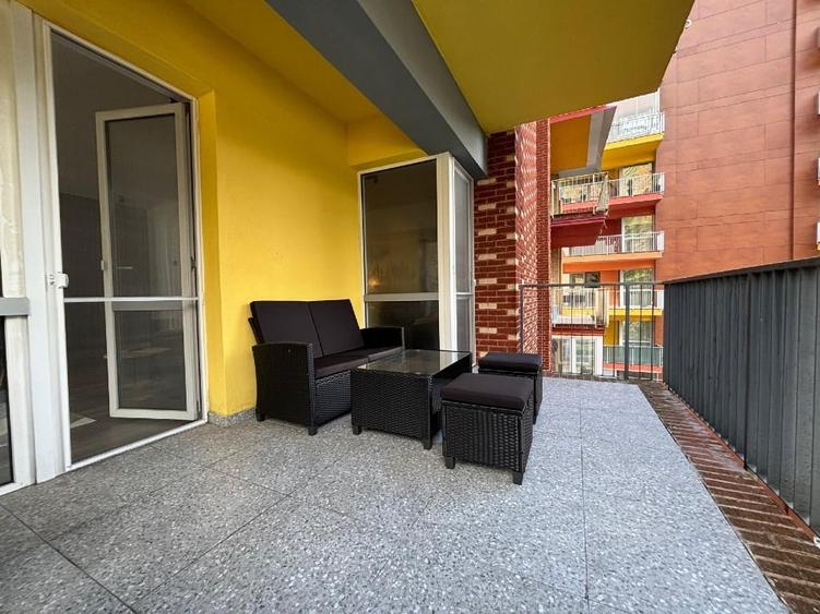 Apartament cu 2 camere decomandat, mobilat în Calea București