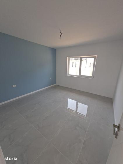 Casă cu 3 camere cu Teren 350 Mp în Berceni