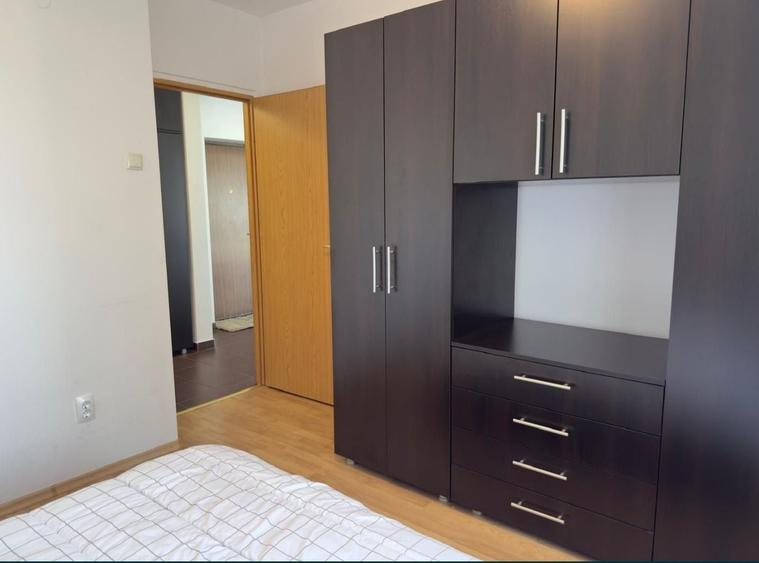 Apartament cu 2 camere decomandat în Trivale
