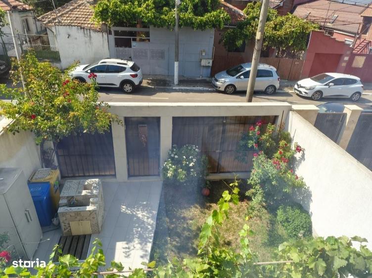 Casă cu 3 camere în Coiciu