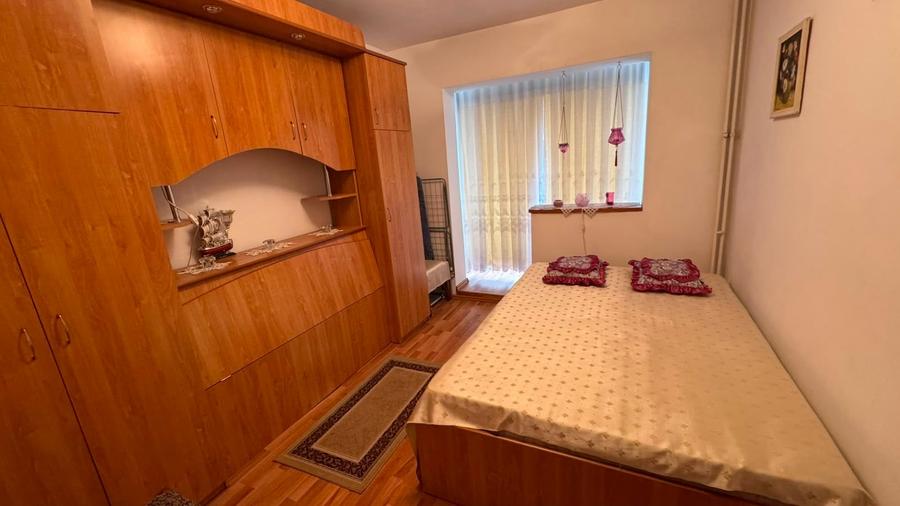 Apartament cu 3 camere în Cornișa