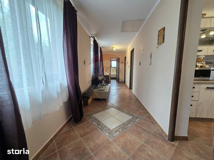 Casă cu 2 camere cu Teren 610 Mp în Slobozia Ciorăști