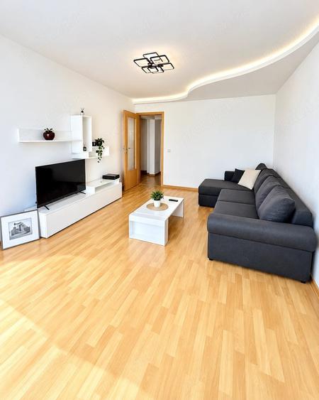 Apartament cu 2 camere decomandat în Vitrometan