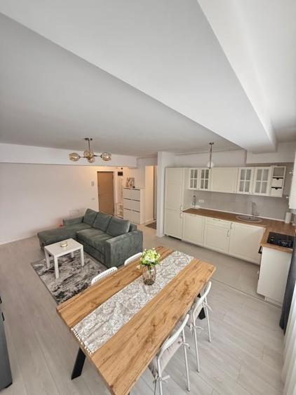 Apartament cu 2 camere decomandat, mobilat în Pantelimon