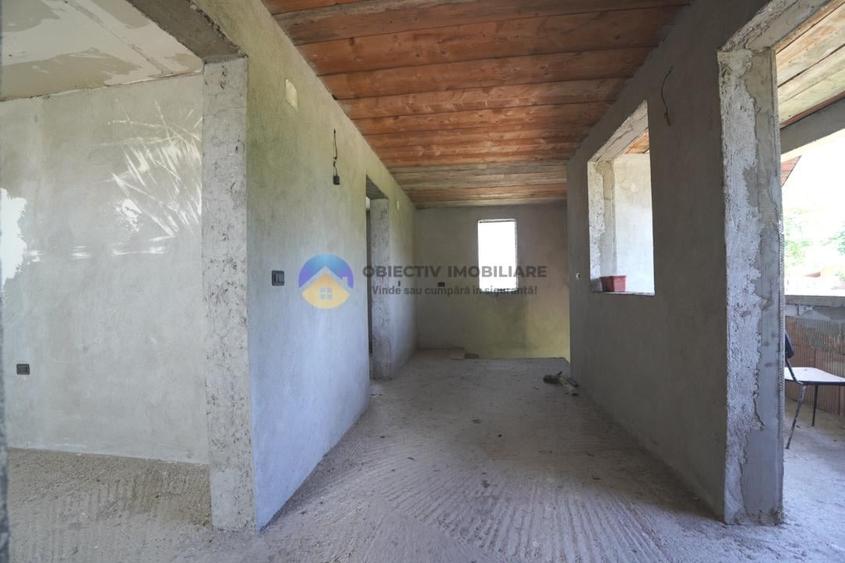 Casă cu 3 camere cu Teren 600 Mp în Cut