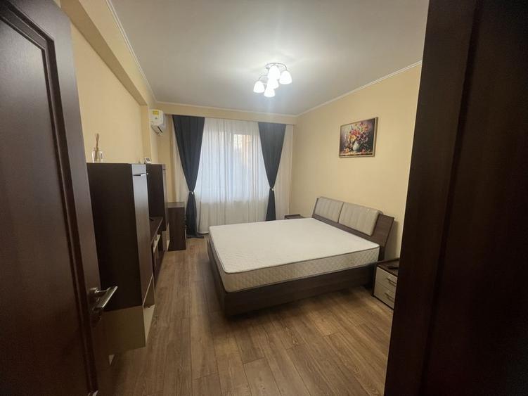 Apartament cu 2 camere decomandat în Decebal