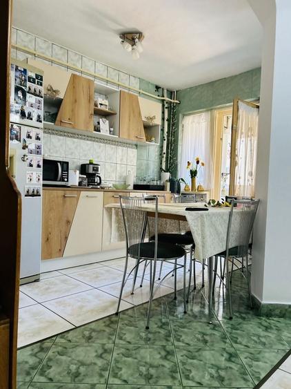 Apartament cu 3 camere în Valea Rosie