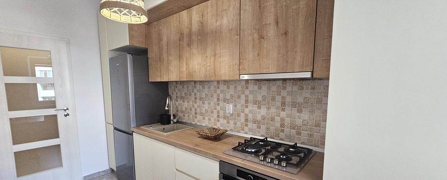 Apartament cu 2 camere decomandat în Popești-Leordeni