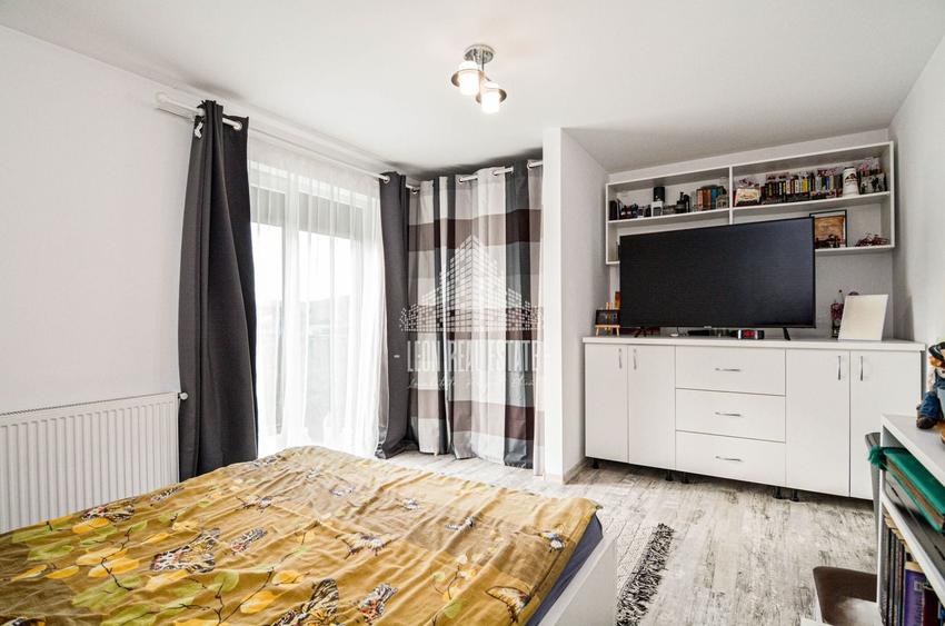 Duplex cu 4 camere cu Canalizare în Gilău