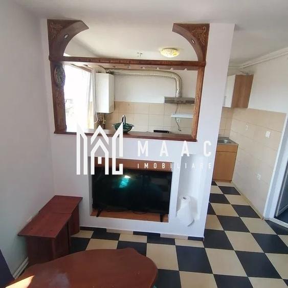 Apartament cu 3 camere decomandat, mobilat în Lazaret