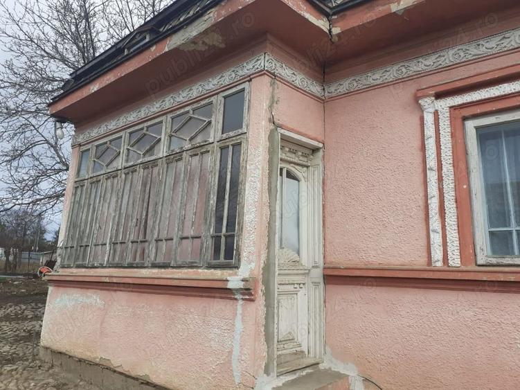 Casa de vanzare + teren intravilan - 2