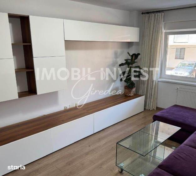 Apartament cu 2 camere, mobilat în Central