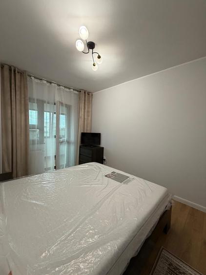 Apartament cu 2 camere decomandat în Micro 17
