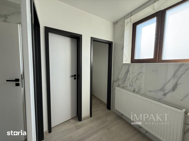 Casă cu 8 camere cu Teren 478 Mp în Borhanci