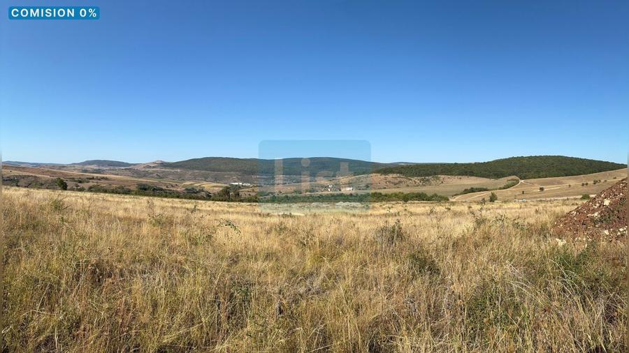 Teren de 800 mp, în Suceagu