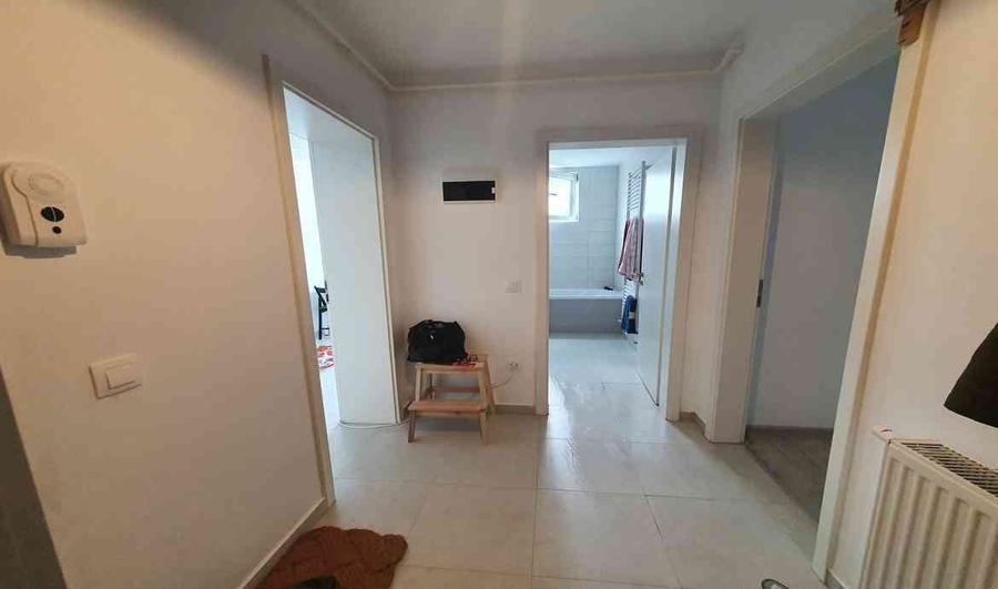 Garsonieră decomandată în Avantgarden