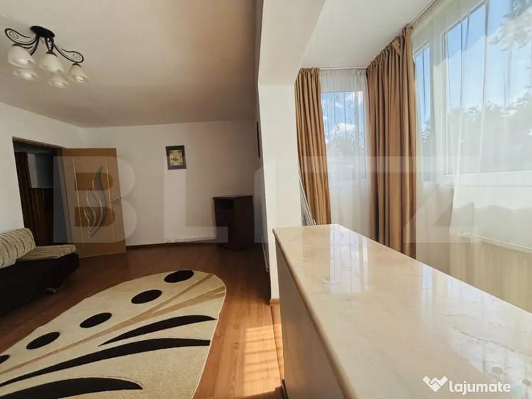 Apartament cu 3 camere decomandat în Bartolomeu