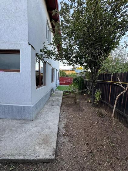 Casă cu 4 camere în Cioceanu