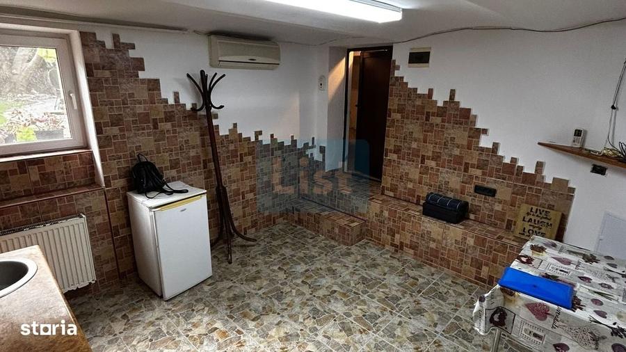 Casă cu 4 camere în Ultracentral