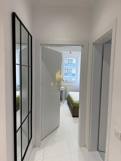 Apartament cu 2 camere semidecomandat, mobilat în Regie