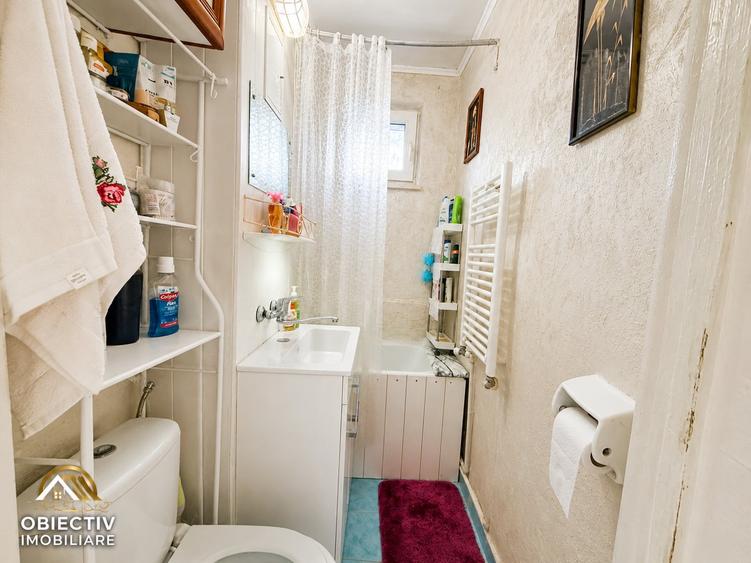 Apartament cu 3 camere semidecomandat în Central