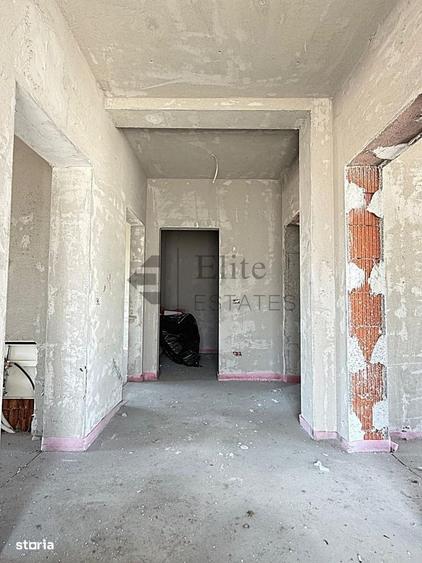 Casă cu 4 camere în Spitalul Județean