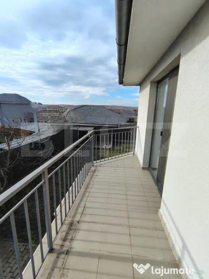Casă cu 4 camere cu Teren 590 Mp în Jucu