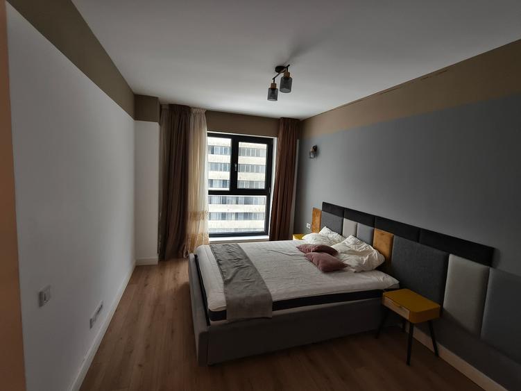 Apartament cu 3 camere decomandat, mobilat în Pipera