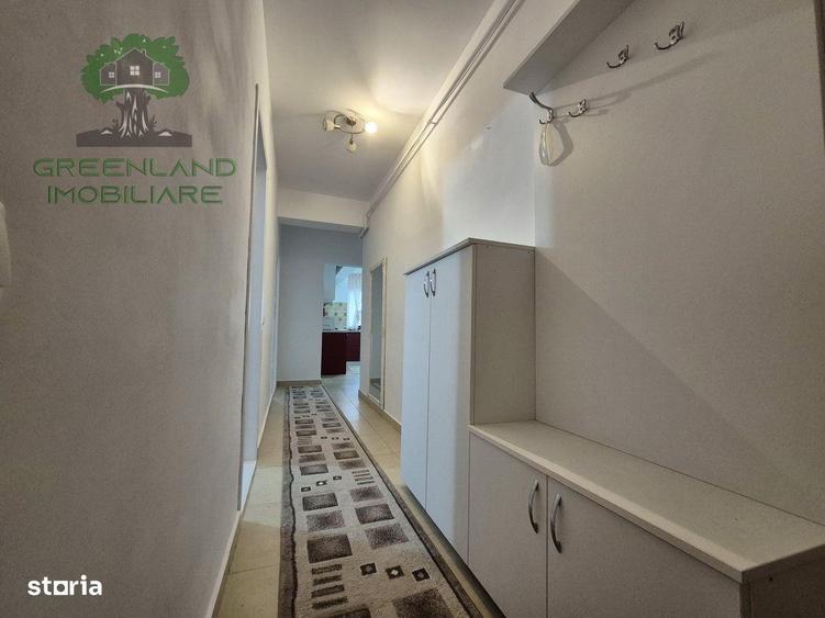 Apartament cu 2 camere decomandat în Podu Roș