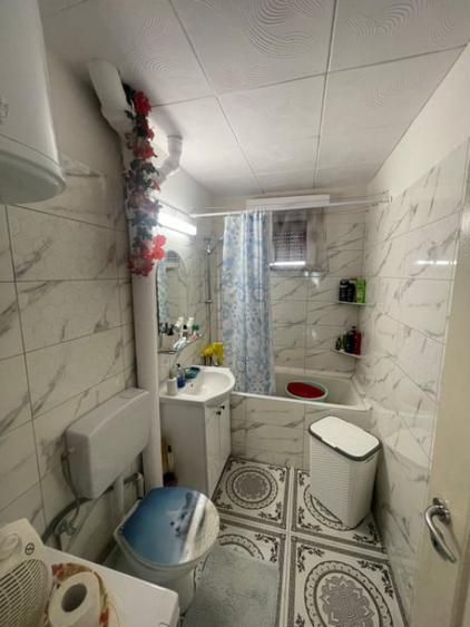 Apartament cu 2 camere semidecomandat în Sud