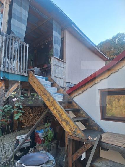 Casă individuală cu 5 camere cu Canalizare în Nădrag
