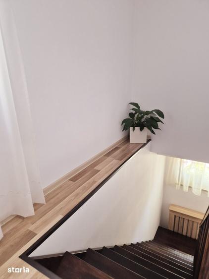 Casă cu 4 camere cu Teren 325 Mp în Central