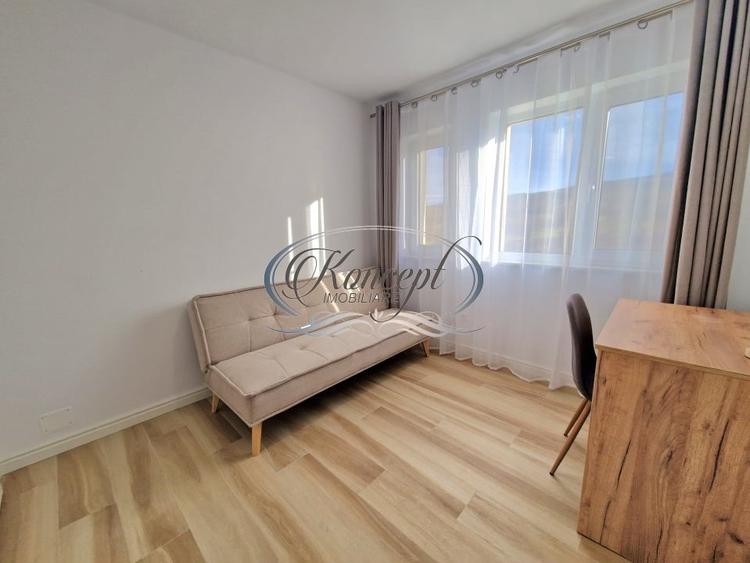 Apartament cu 4 camere semidecomandat, mobilat în Borhanci